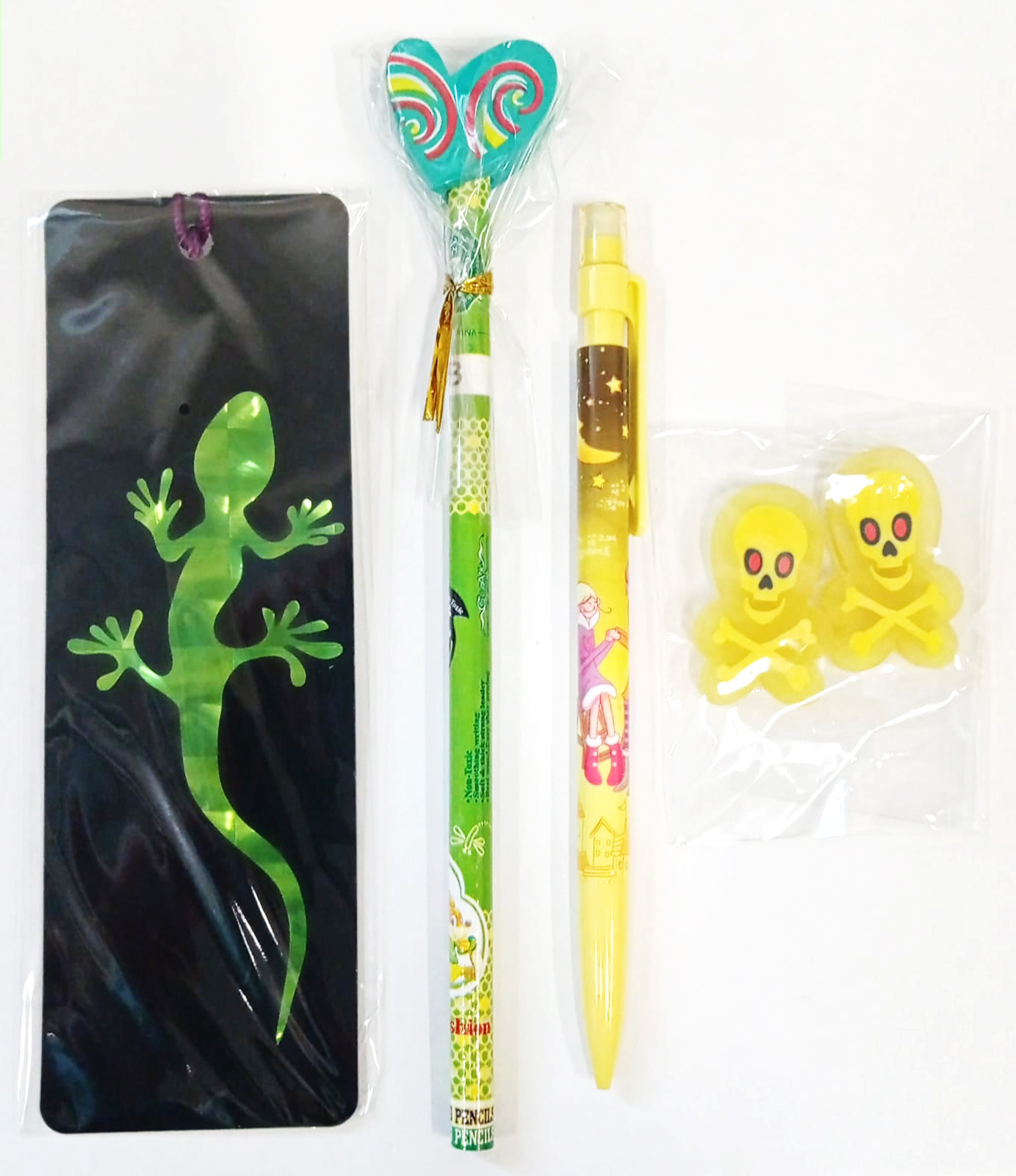 Набор школьника: 2 фигурных ластика, карандаш с фигурным ластиком, карандаш секционный (10 секций)/м